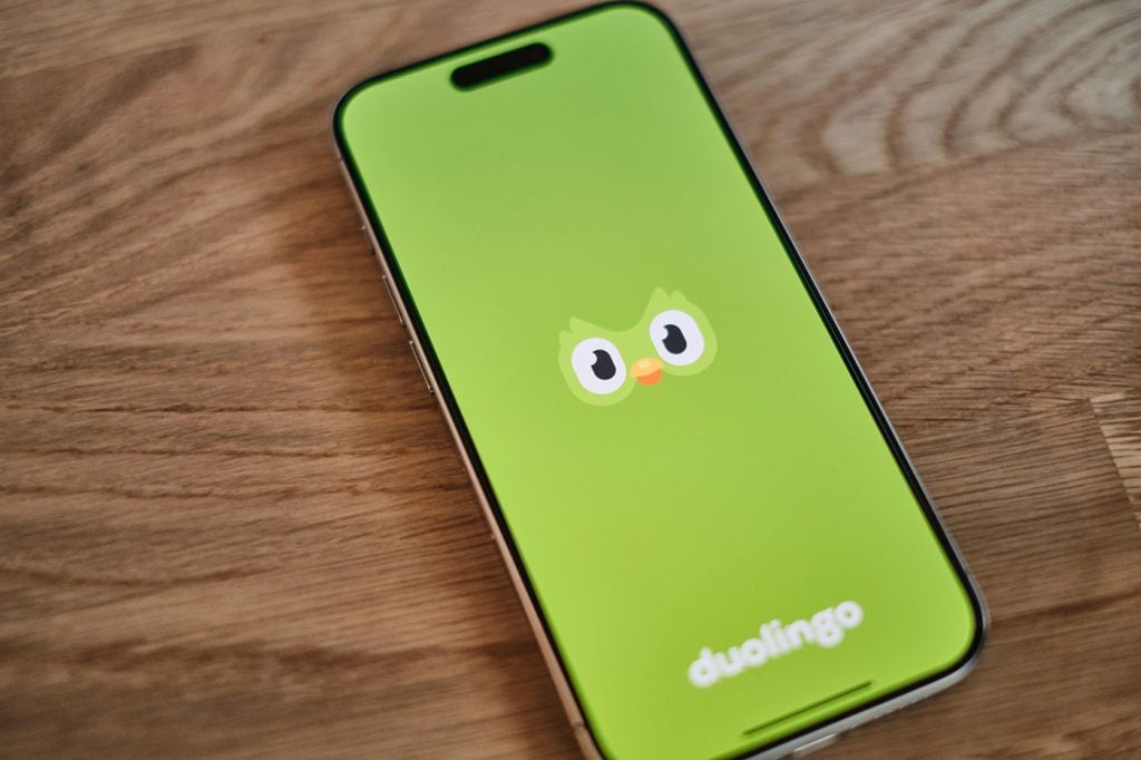 The Art of Duolingo Notifications: The Subtle Manipulation of Language Learners